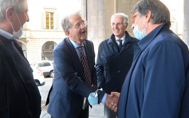 Prodi in Loggia in memoria di Luigi Bazoli 11.10.21. 